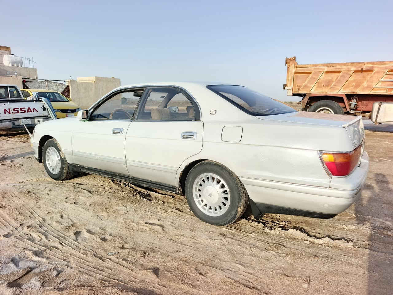 بطه منفصل  موديل  94.  مكفوله من الكص والعيب الشرعي  ونقل جثه  مشروع وطني بسمي السياره سنويه لل2030 داخله هزه 
محرك خير من الله 2500 
السعر 46  
المكان ذي ذقار 
رقم الهاتف ***********
