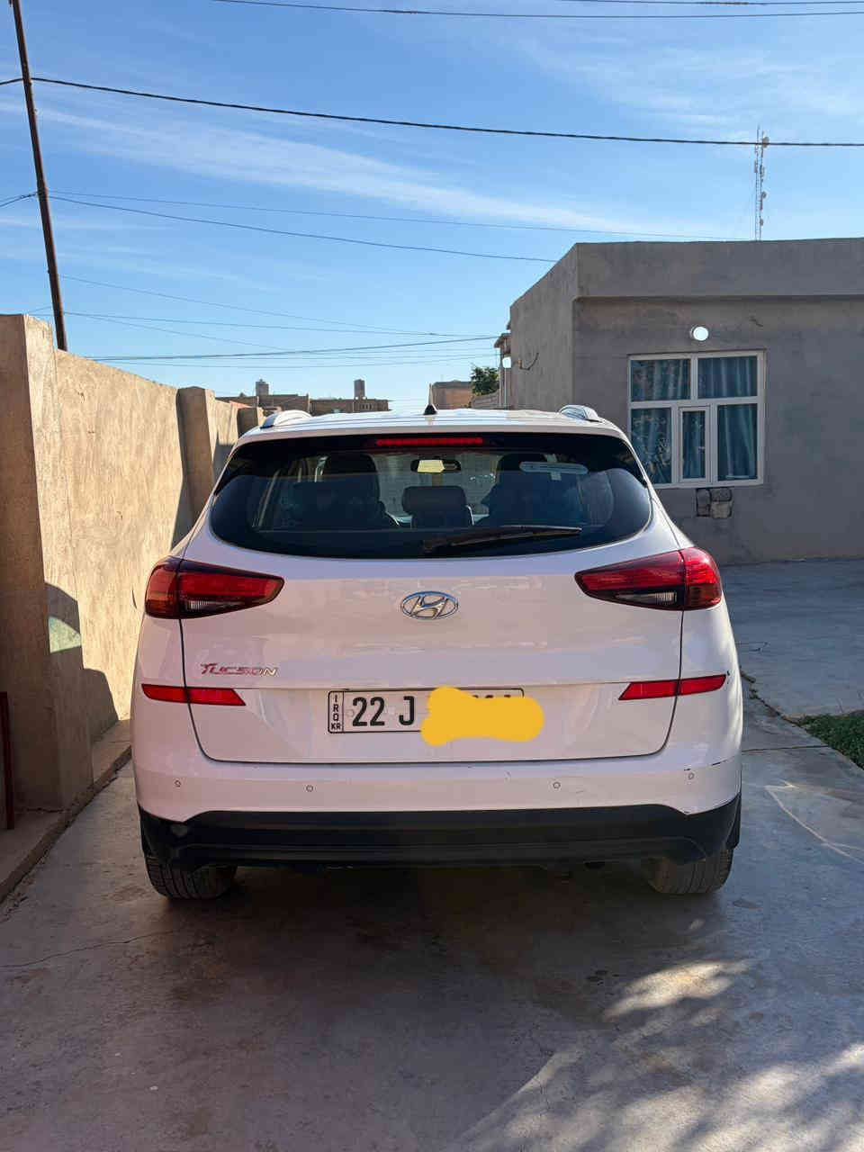 توكسان ٢٠٢٠مواصفات معروفة رقم اربيل باسمي انكليزي سنويه وهزة جديده محرك مفتوح مكفولة عدا شخوط بسيطة بباب السكن واضحه في الصور السعر ٢١٠وبيه مجال بسيط *********** مكانها بيجي/صلاح الدين
