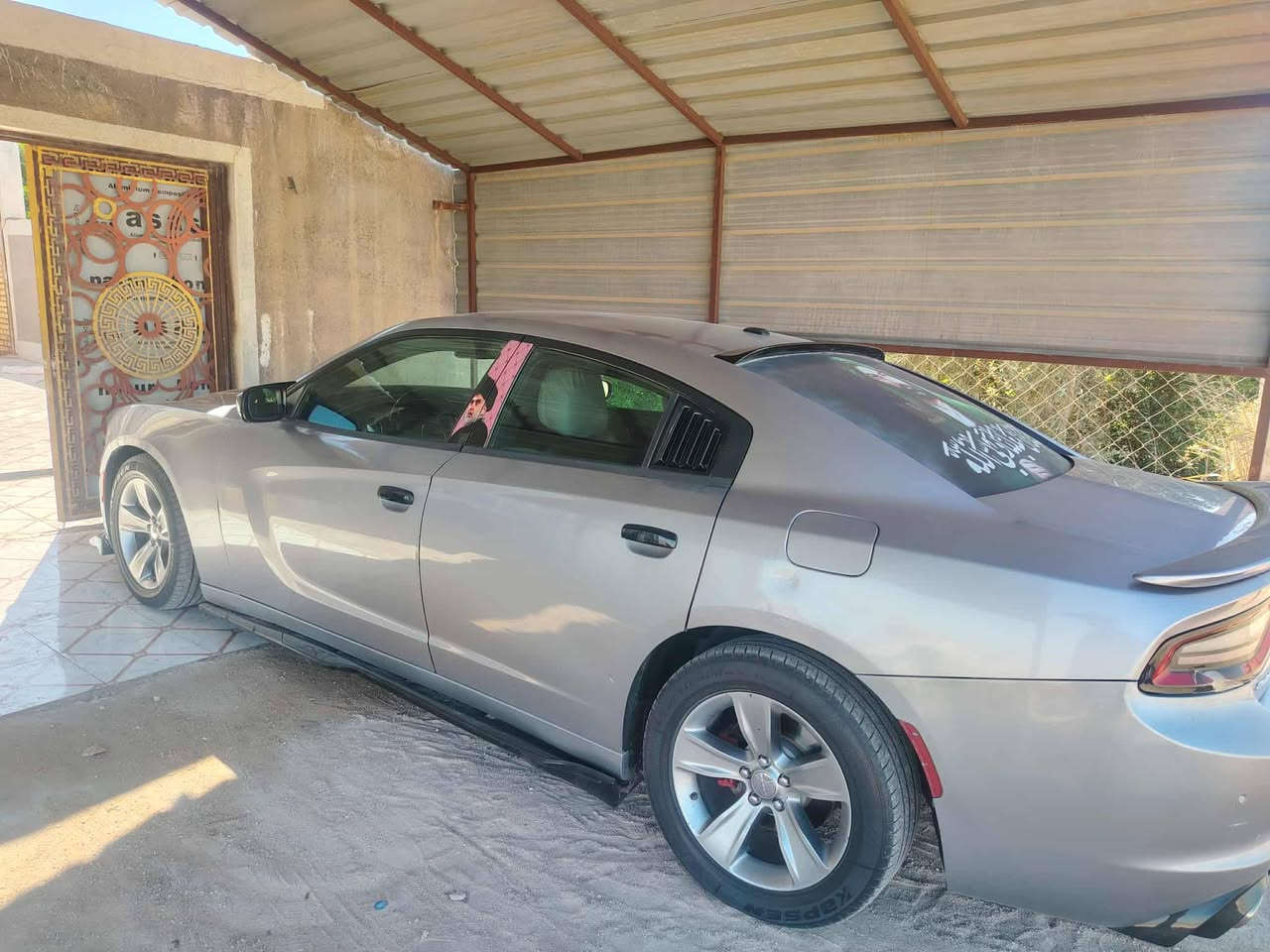 يالله يارزاق السلام عليكم سيارة نوع دوج جارجر  موديل 2018 فول مواصفات  مكينة 6 سلندر رقم مثنى مميز  خلجية   مكانه السماوة رميثة سعره 195ورقة بيه مجال بسيط رقم الهاتف  ***********
