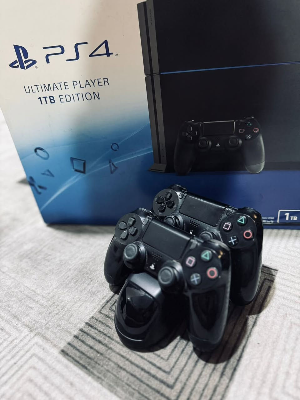 بلي فور فات نضيف جدا  بي ثنين يدات
مكاني بصرة اربع شوارع 
سعر ١٧٠ 
رقمي ***********
