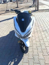 دي سي اكس • مكفوله • واسط