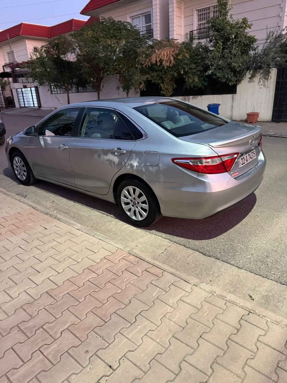 للبيع فقط مترهم مراوس
مكان السيارة اربيل 
كامري موديل ٢٠١٧ 
مواصفات le 
داخل لون رصاصي 
رقم اربيل 

بيهة باب مبدل بلادي وجاملغ خلفي بالهلال صبغ 
صور الحادث بالمنشور
وبيهة رصعة بالباب الخلفي صارت عندي جديد 

بجم كبس 
ايرباك بردة فقط طاك 
ايرباك ستيرن ودشبول سليم 
سيارة كلش نظيفة 
ماشي ١٢٠ الف 

سعر 158

***********
***********
