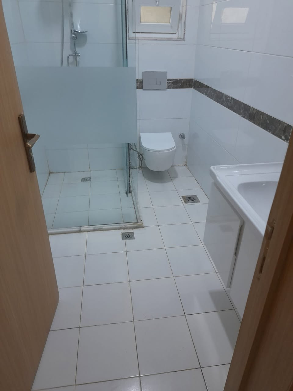 شركه تنظيف المنازل
تعلن شركه تنظيف المنازل
تنظيفها شقه في مجمع ايادي العدل
كادر مختص بلتنضيف 
للحجز والاستفسار 
اتصل عبر واتساب
***********
