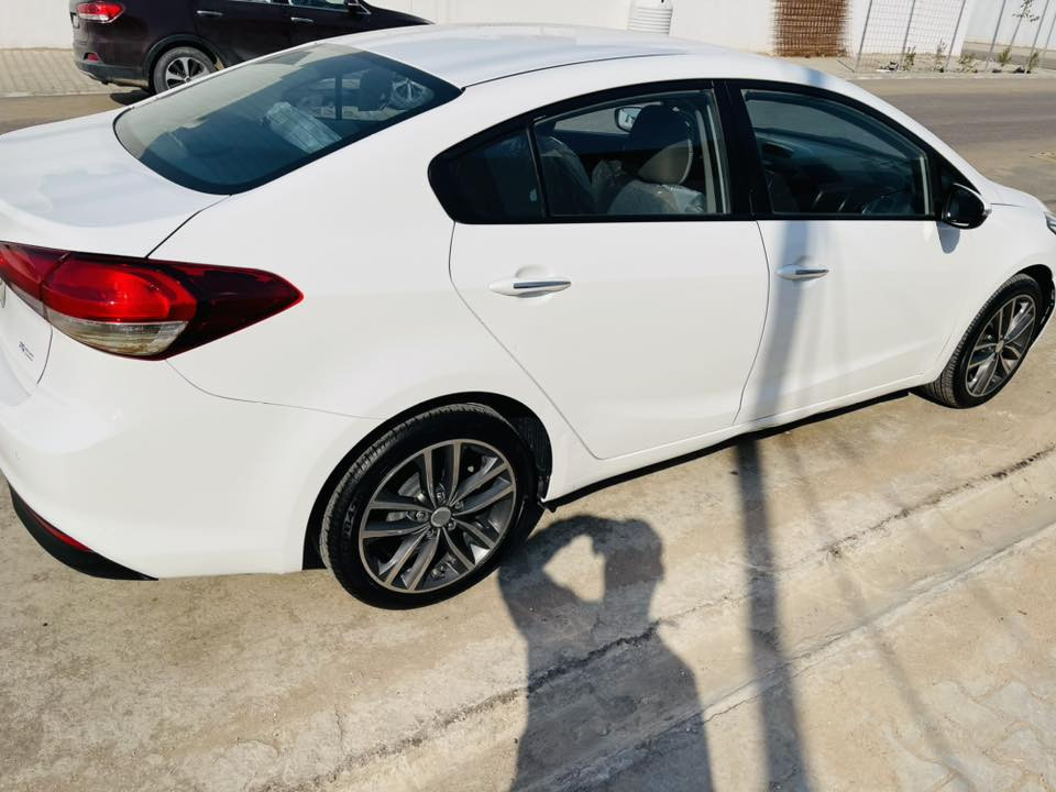 السلام عليكم
سيراتو ٢٠١٨ للبيع
محرك مميز ٢٠٠٠
مري شفط 
اشاير مري
تحكم ستيرن
حساسات
رقم اربيل  ويحتاج تجديد السنوية
السيارة جديدة عدا بارد قليل جداً وموضح بالصور
رايدها ب١٤٩ وبيها مجال
مكاني النجف 
رقم التواصل بالواتس اب او الاتصال
***********
