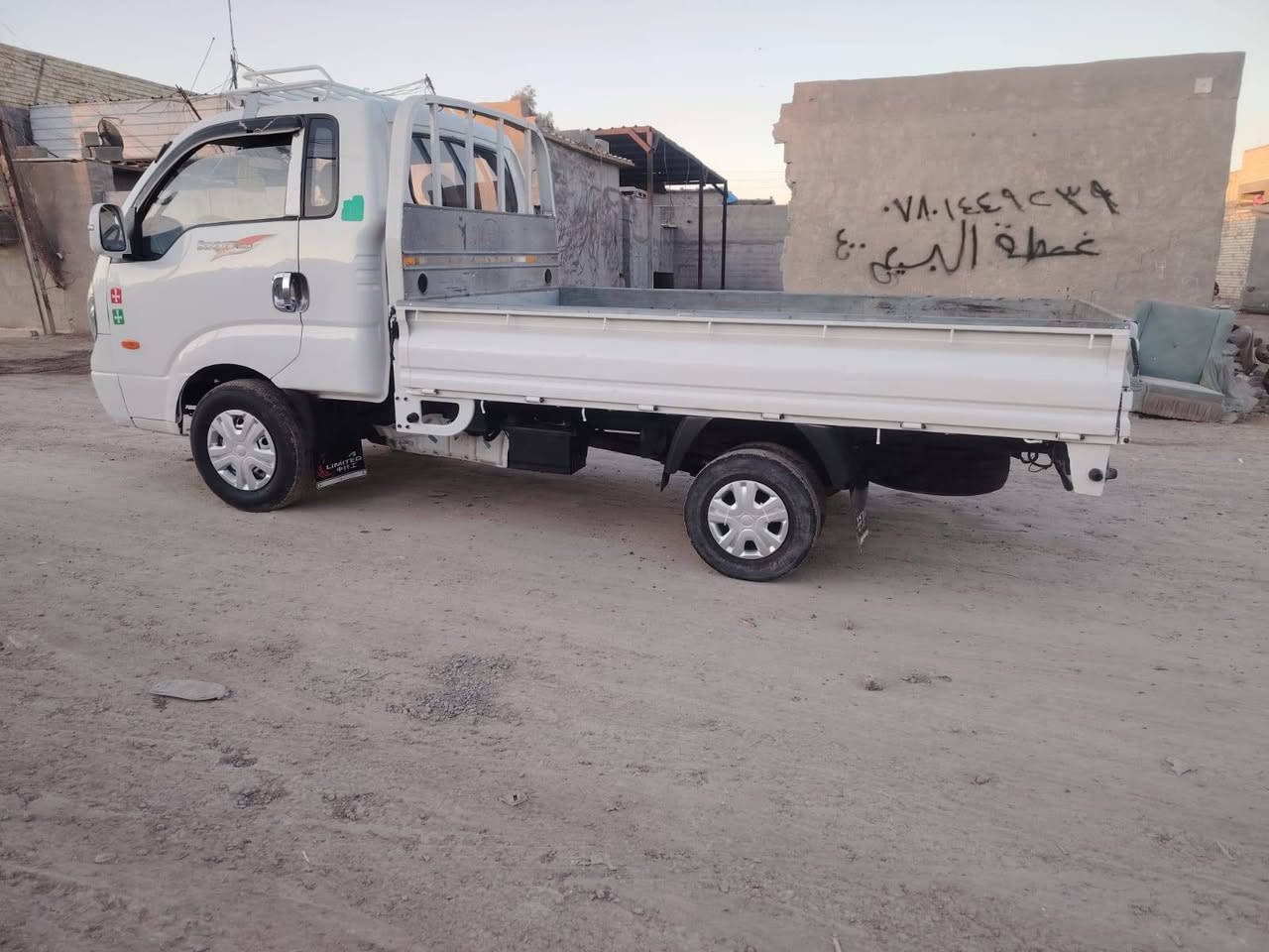 سلام عليكم سياره البيع موديل 9 مكينه طرمبه سبلاين  سياره مكفواله كفاله عامه راقم بغداد  مشروع وطني تحويل ثاني يوم مكينه وكير وكسن وشاصي راقم شعار مذكور بل سنويه تخم تاير كهربيات كله شغاله غرفه بلادي سعر 110
وبيه مجال
***********
***********
