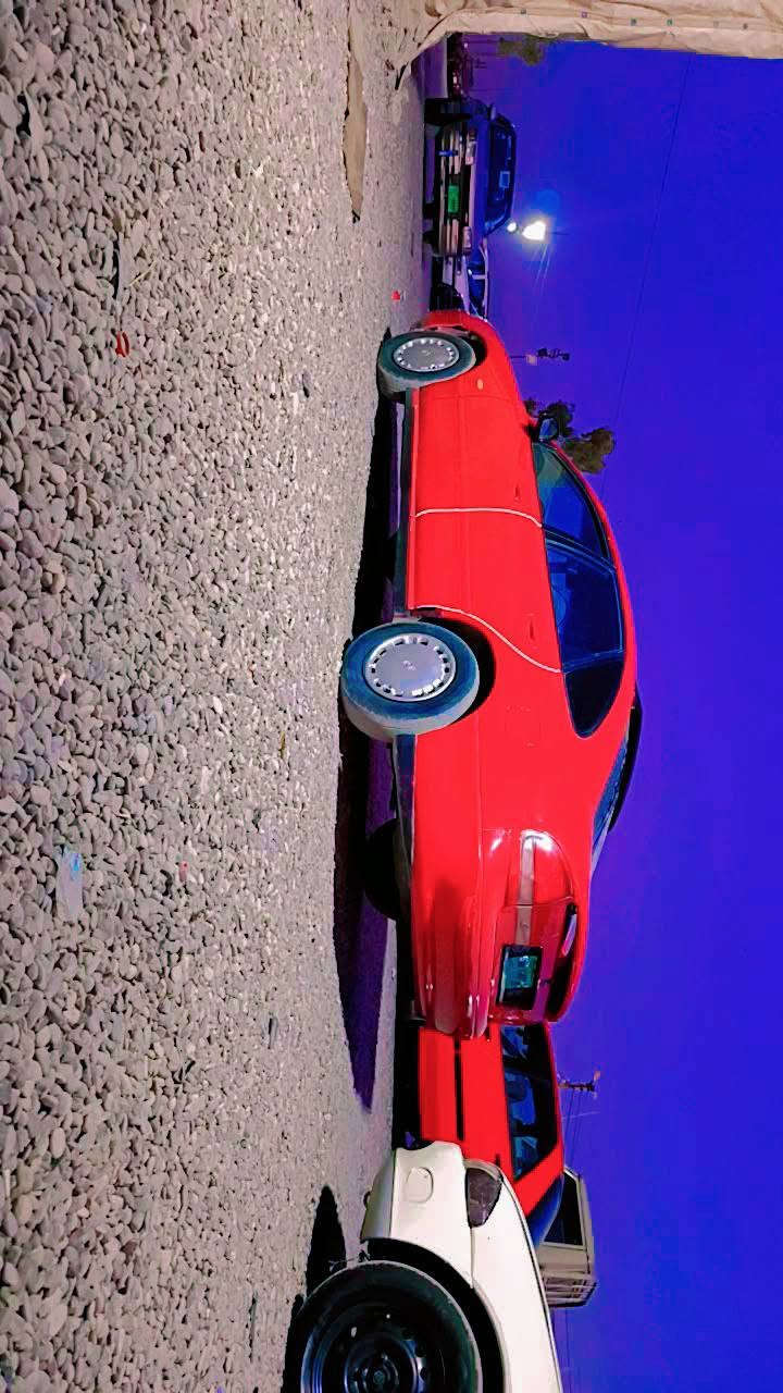 مازدا فاسولي موديل 1992 سنوي كه سك تحويل وكاله شه رت عام به خه بو جواني ته بريده كيرو مكينه به شه رت به س توزيك ده نكي بتلي ديت ليدراني نيه توندو توله زور اكه ر مشته ري تيل بكه *********** واتساب فايبه ر
