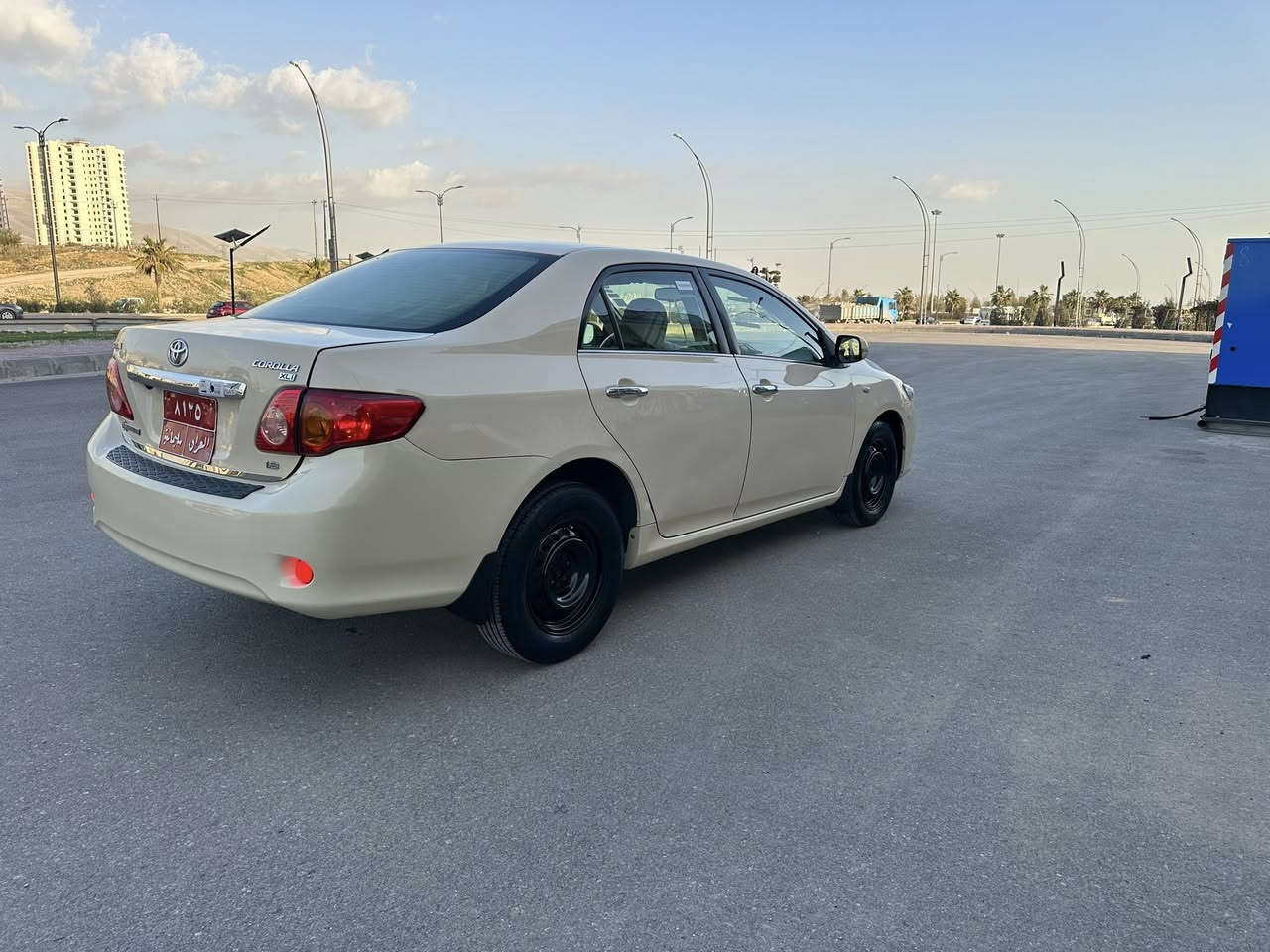 بەناوی خوا کرولا مۆدیل ٢٠١٠ بیلاد تەکسی  کراوە بە ئۆتۆماتیک  سەیارەکە زۆر جوانەو ماڵی دۆستە دوو پارچەی بۆیاخە سۆنەرەکەشیم داناوە چەمە لخی پیشەوە و بۆنیت. بۆیاخە پیشی لای دەبەی ئاوەکە تۆزیکی هەیە   سەیارەکە فوڵ جوانکارییە سەنەوی هه تا ٢/٣/٢٠٢٦  تازەیە سعر ١١٥ گەڵا
***********
***********
