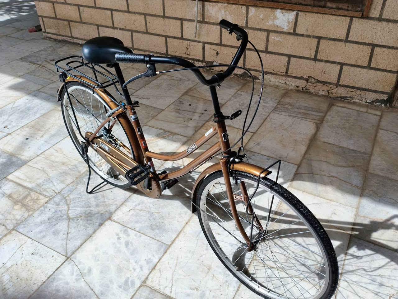 للبيع مكان قضاء الهوير السعر خاص رقمي***********
