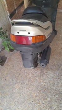 لبيع ماجسته قديم بس الجنايه يعرفو دراجه جديده وعله ابلاد من كلشي كامله...