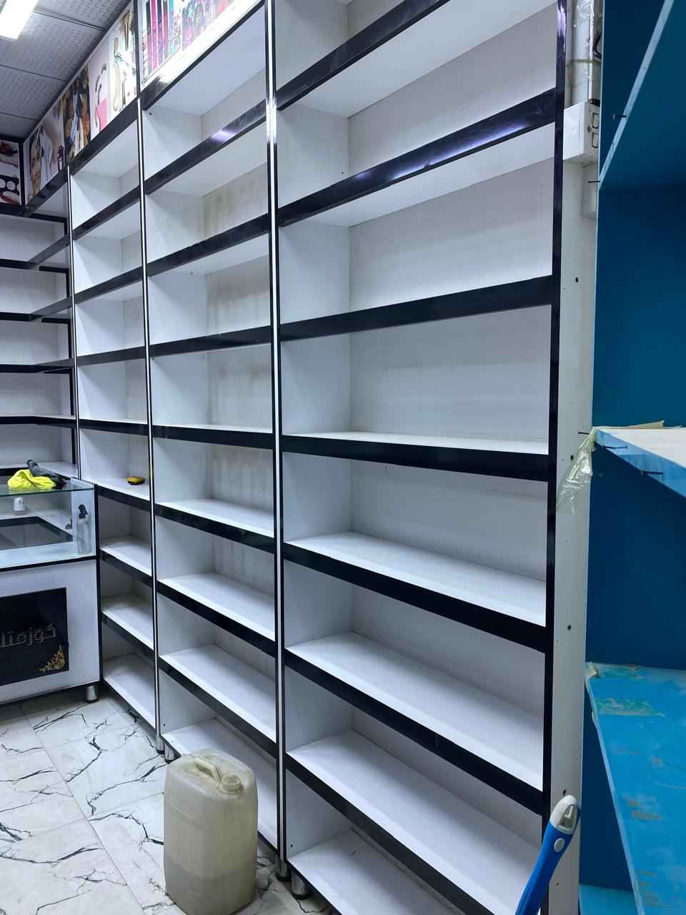 يالله السلام عليكم رفوف محل للبيع نضاف وجديدات الاستفسار الاتصال الرقم *********** العنوان كربلاء الحر سوق حي العسكري Singapore
