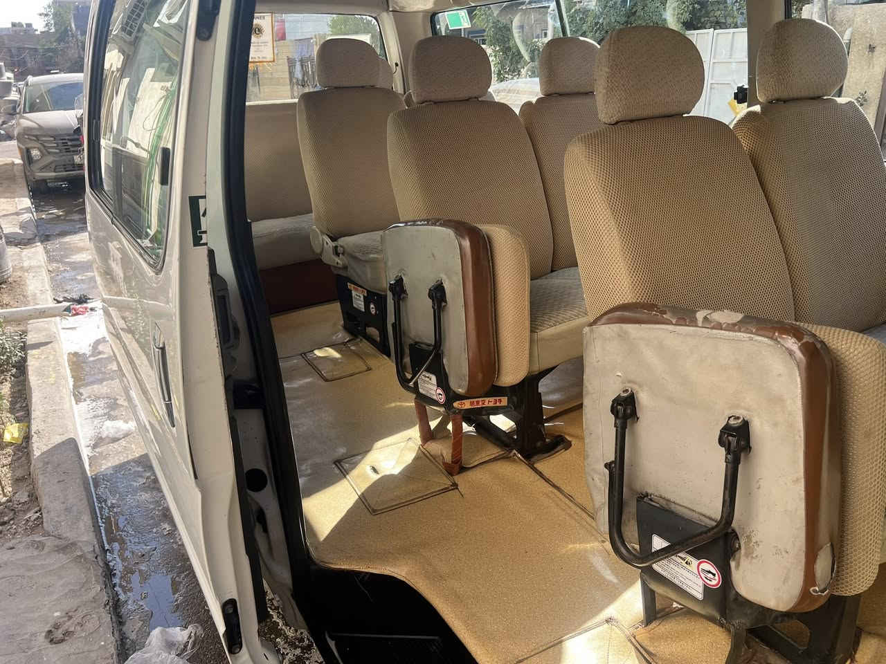 السلام عليكم جنبي H1للبيع مكفوله كفاله عامه رقم بغداد بسمي تحويل ثاني يوم
مكاني الحريه السعر المطلوب 115وبيه مجال حك الجيه

تخم تاير جديد تبريد محور اكسل جديد الاتصال ***********
