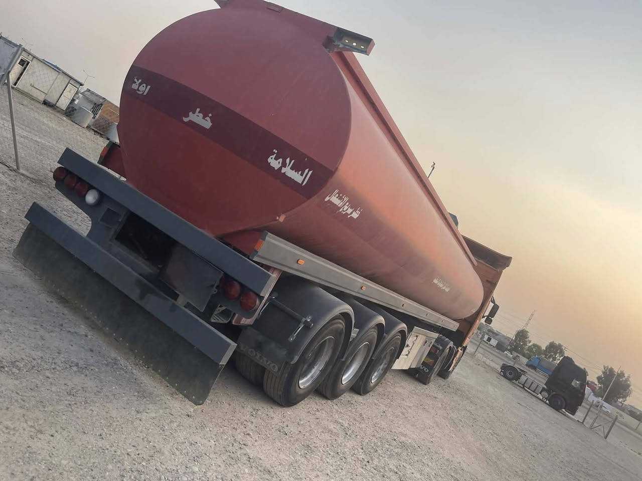 فالفو FH/420 كير اوتماتيك قمارة 3 خطوط صهريج كامل تانكي توركي 3 دناكير دبل تاير بيها طوناج سنوية جديد تخم تاير راس وعربانة جديد قمارة بدون صبغ وبلادية سيارة مكفولة كفالة عامة 

موديل / 2010

السعر / 420$

اوقات الاتصال من ساعة 9:00 صباحاً حتى ساعة 8:00 مساءاً

***********

***********

***********

عنوان / كركوك معارض شارع المطار مقابل جسر واحد حزيران

معرض الرافدين المركزي للسيارات الثقيلة
