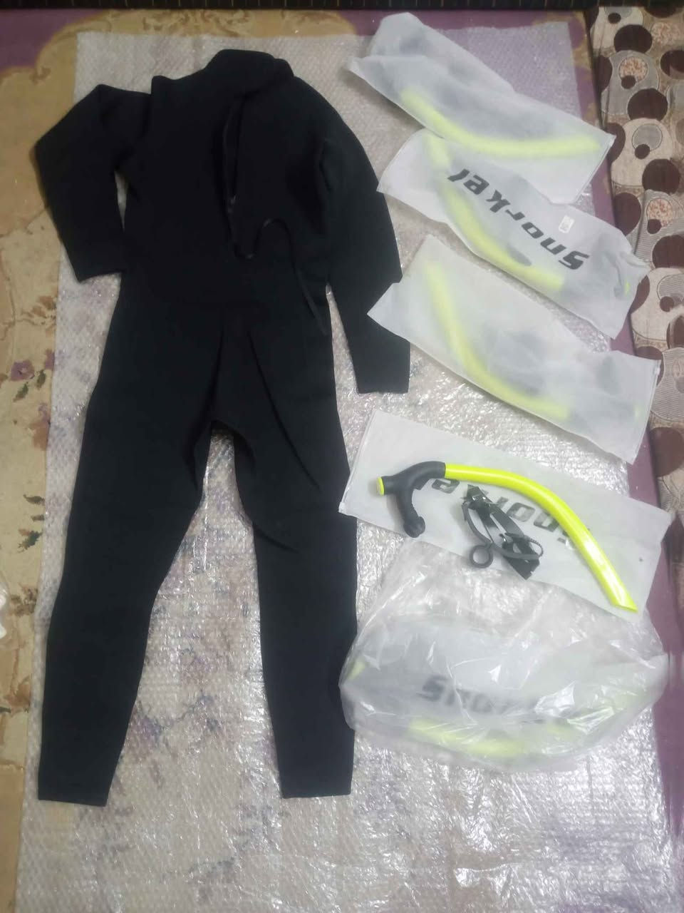 اخوان طلعلي بالباله بدله مال غوص حجم L لارج وطلع وياهه خمس قطع مال تنفس تحت المال مثل ما موضحات بالصور كلهن ب50الف وانشالله رزق وعافيه
مكاني العامريه ومتوفر توصيل 
للاستفسار مراسله ماسنجر او واتساب على الرقم 
*********** بغداد, العراق
