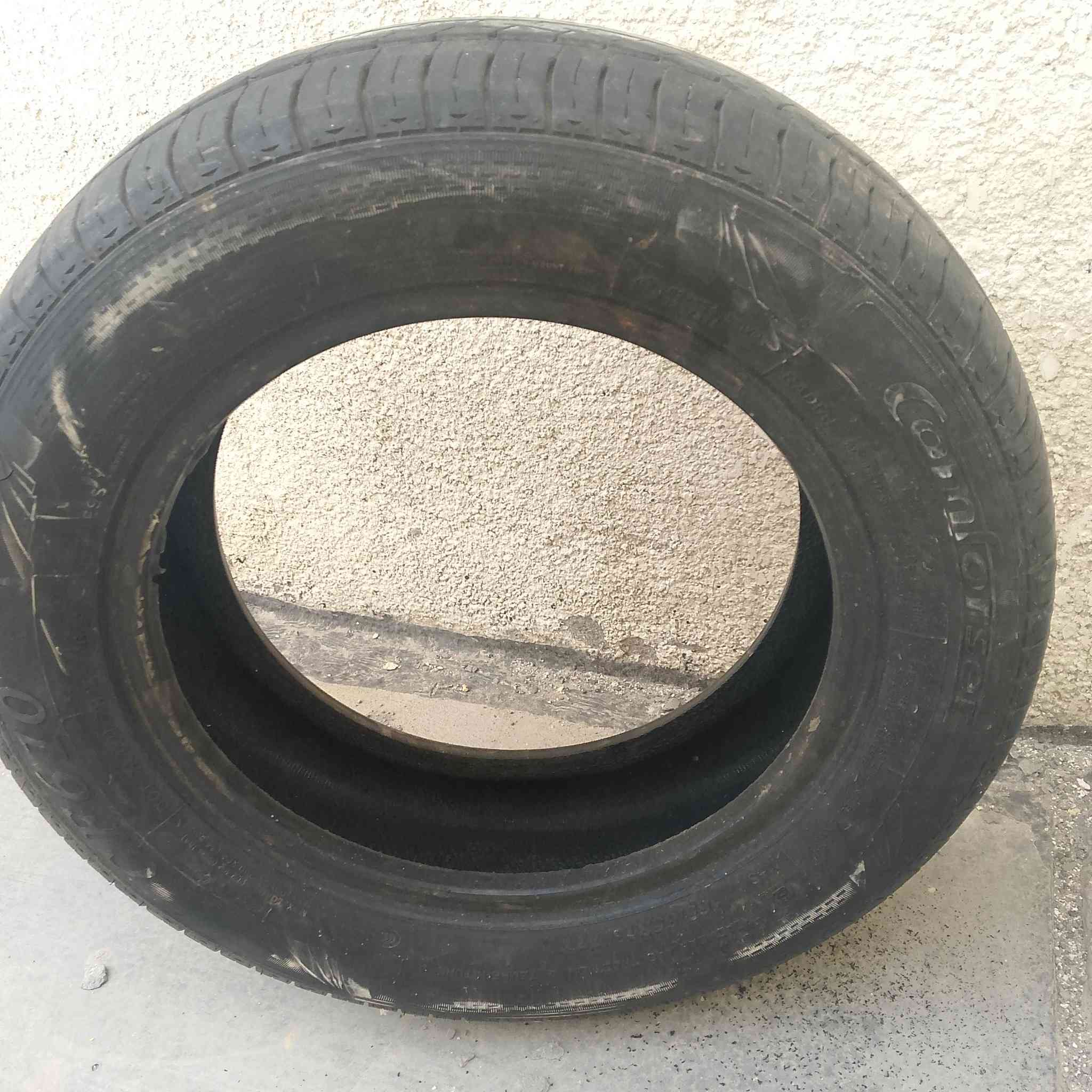 السلام عليكم من رخصة مدير الكروب 

غراض سايبه للبيع 

سيباية وتاير عادي و لاستيكات وسبير  وماطور ماسحات جديد ممستعمل 

سيباية 15 
ماطور 15
لاستيكات 5
سبير 20
تاير 10

العنوان / بغداد التاجي سبع البور / الهاتف: ***********
