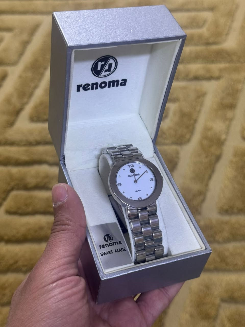 السلام عليكم
3 ساعات سويسري 

الاولى لونجين بطارية كوارتز 

الثانية رادو اوتماتيك 

الثالثة renoma بطارية كوارتز 

سعر المجموعة بالكامل 350$ مع المجال البسيط


**إذا كنت صاحب هذا الإعلان وتريد حذفه لأي سبب، رجاءا أرسل رسالة إلى الدعم الفني**