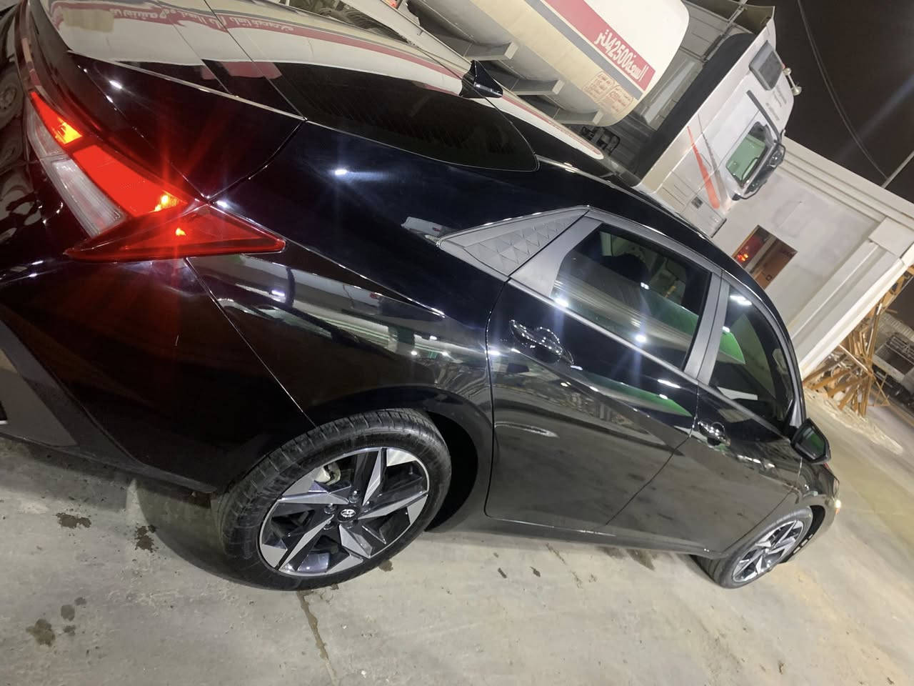 سلام عليكم للبيع النترا  دخول جديد بدون رقم  2025
مكينه 2000 دوش 
حادثهه طخه بلباب وطخه بلمسطره مال جنطه بدون تبديل كلهه ليبل واحد   
4 رادادت خلفي امامي جانبي
لايت زنون عدسه بلادي عاليه ناصي 
لد نهاري
بدون ايرباك 
ماشيه 38 الف حقيقي
اوتو هولد
ويل كب حجم 17 بلادي
السعر 145 وبيهه مجال كلش قليل او مراوس حسب القناعه
***********
