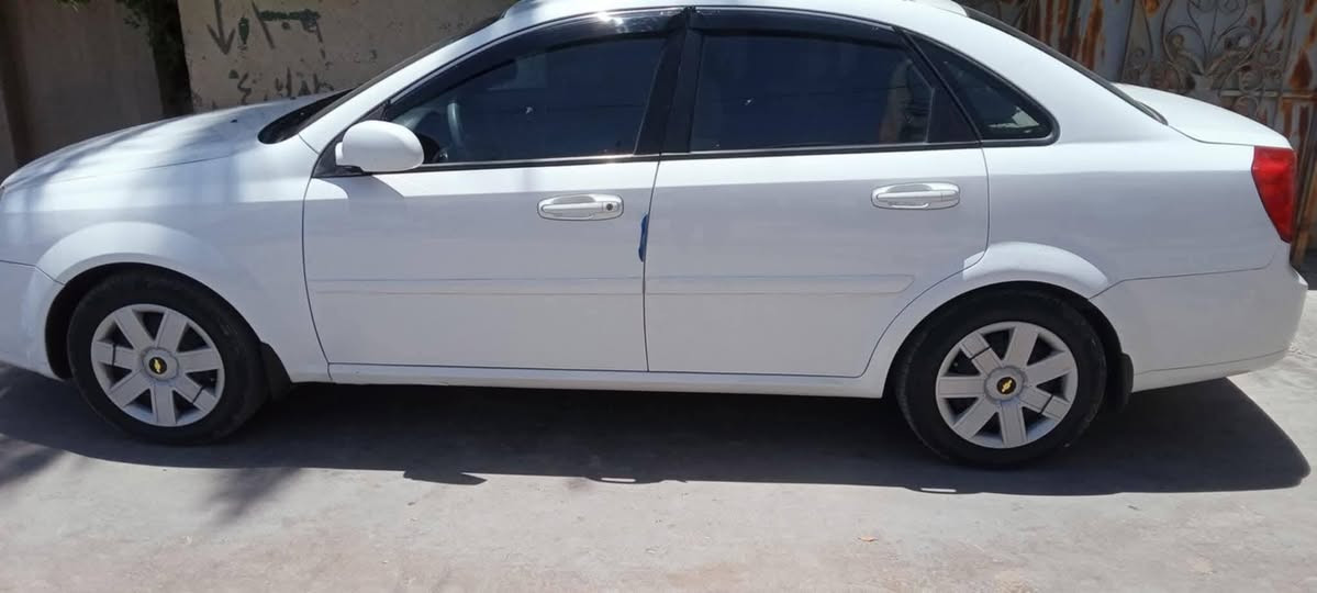 اوبترا للبيع 2011  تفاصيل اتصل على رقم *********** واسط الصويره  ٨٣ بيه مجال
