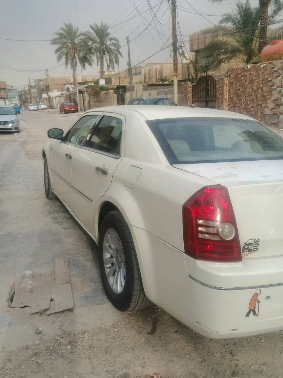 السلام عليكم
اوباما 2008 رقم بغداد انكليزي نفاذ السنويه 2028
محرك وكير خير من الله
تبريد هسه سويته منضومه كامله فريز وكمبريسر وراديتر وبواري تبريد كلها جدد
تخم تاير جديد
باتري جديد
نوزلات جدد تخم بلك قايش تايم كيس جديد السياره مسوي عليها ادامه كامله
كهربائيات كلها شغاله
السياره مصبوغه احزام حادثها باب السايق والجاملغ الي بصفحة السايق
السياره معروضه 87  ورقه وبيها مجال بسيط
مكان السياره بغداد الشعب
غير متواجد على الفيس
***********

