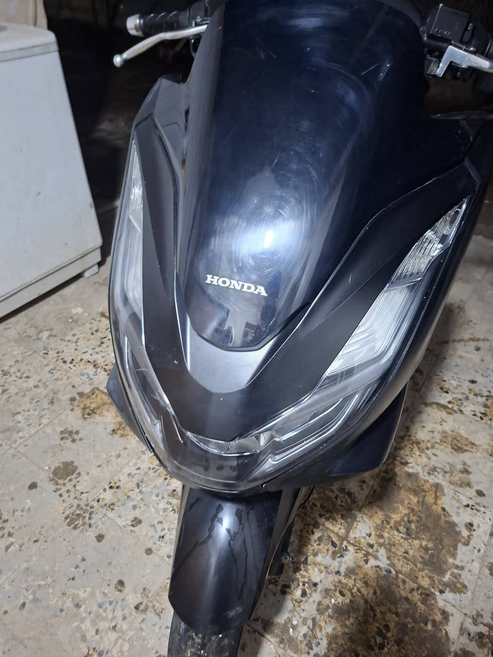 سلام عليكم دراجه لبيع بس اكس جيل الربع اي نقص مابيه مكاني الكاظميه ***********
