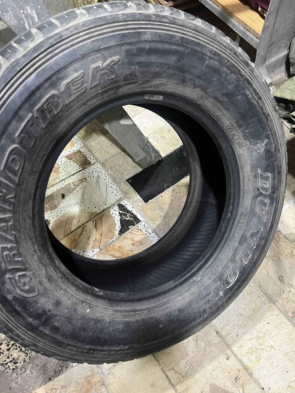 تخم تاير دنلوب ياباني بدون اي عيب او عواج قياس ٢٨٥/٦٥/١٧ انتاج ٢٠٢٠ جدا نضيف خلي سعرك وبالعافية


**إذا كنت صاحب هذا الإعلان وتريد حذفه لأي سبب، رجاءا أرسل رسالة إلى الدعم الفني**