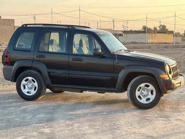 السلام عليكم
جيب لبرتي 2006 رقم سليمانية دولي السيارة بلادية بدون حادث صبغ البنيد فقط بسبب الجراد تخم تاير جديد صدر خير من الله التبريد ثلج شاشة اندرويد كامرة خلفية
بيها لاستيك ولف فقط السيارة نشطة اروح دائما بيها للشمال ابد مموكفتني بشارع سعرها 90 للاستفسار ***********
