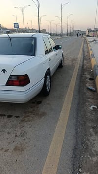 سياره مارسيدس موديل 1995 فول مواصفات بدون سلايت الصبغ بل بوند بدون دوا...