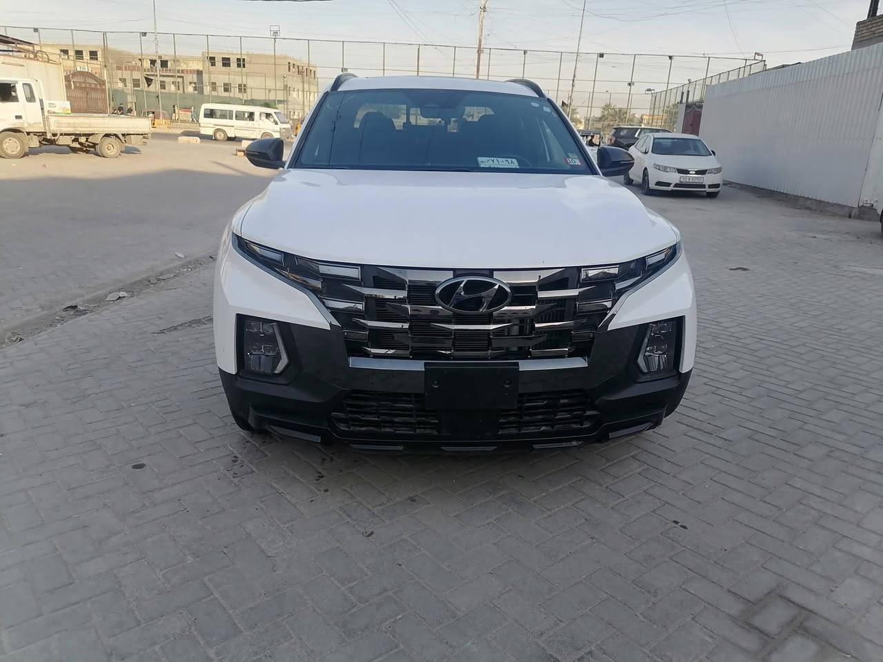 للبيع هيونداي_سانتاكروز  2024 (مواصفات XRT )
وارد امريكي ، رقم فحص  بغداد
فول  موصفات 

سعة المحرك : 2.5 TURBO
عدد الاسطوانات : 4
القوة الحصانية : 281 حصان نظام الدفع : كلي HTRAC رباعي 
ناقل الحركة : اوتوماتيك 8 سرعات
شفتات استيرن كير عادي
السيارة كلين بدون صبغ بدون تبديل 

حادث السياره :  حدادية صدر 
حاله الايرباك : سليم
المسافه المقطوعه : ٨ الف كيلو 

#مواصفات
بصمة تشغيل عن بعد 
فتحة سقف
رادارات / رادار امامي /رادار جانبي /رادار خلفي
قيادة ذاتية
توقف ذاتي 
كشنات تدفه ‏
كشنات جلد                                              
كشنات كهرباء 
مري هيتر / رادار / كاميرا
دفع رباعي  نضام جبلي وثلجي وترابي اوتوهولد . 
ويل كروم ١٨
صندوك كهرباء 
مسجل ناطق سستم سماعات 
اواكس وبلوتوث و USB يعمل
مApple CarPlay / Android Auto
دخول ذكي نظام 
حاجب ليد
 / 3 مكان خزن
نقطه عمياء
مراة تعتيم
اشاراة بالمراياة الجانبيه                                   
فول تحكم ستيرن                                    
كير أوتو + عادي + شفتات ستيرن
اوتو بريك +بريك بصمة
لايتات 4 عدسات زينون
شاشة كبيره
داخل جلد 
نضام قيادة + سبورت + نورمل + سمارت
مثبت سرعة
تحديد مسار 
رادار الخطوط البيضاء 
شحن اللاسلكي
‏شاشة إلكترونية
الخريطة
‏AUTO HOLD
مصابيح خلفية LED
مصابيح ضباب LED 

مكان السياره ، بغداد ، الحبيبية
السعر 190 ورقة 
للتواصل 

*********** ***********.
