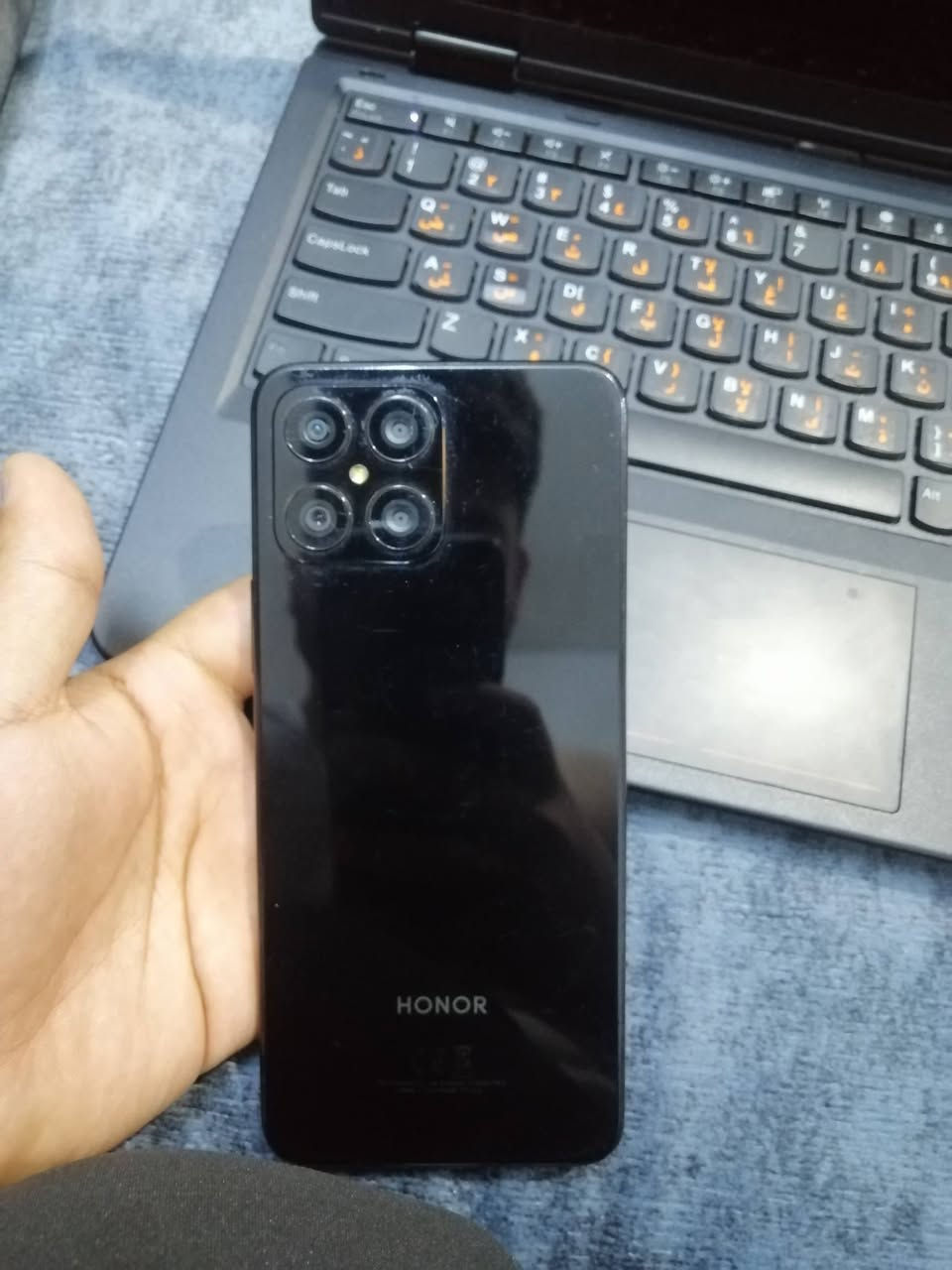 هونر x8 
جهاز حلو وقوي 
ذاكرة 128 رام 6+2 
معالجه سناب دراكون680  ينطيك 60 فريم ببجي 
كامره، 64 ميكا بكسل 
يحتاجلو بس شاشه الباقي كلو شغال
ادفع سعرك وخذو


**إذا كنت صاحب هذا الإعلان وتريد حذفه لأي سبب، رجاءا أرسل رسالة إلى الدعم الفني**