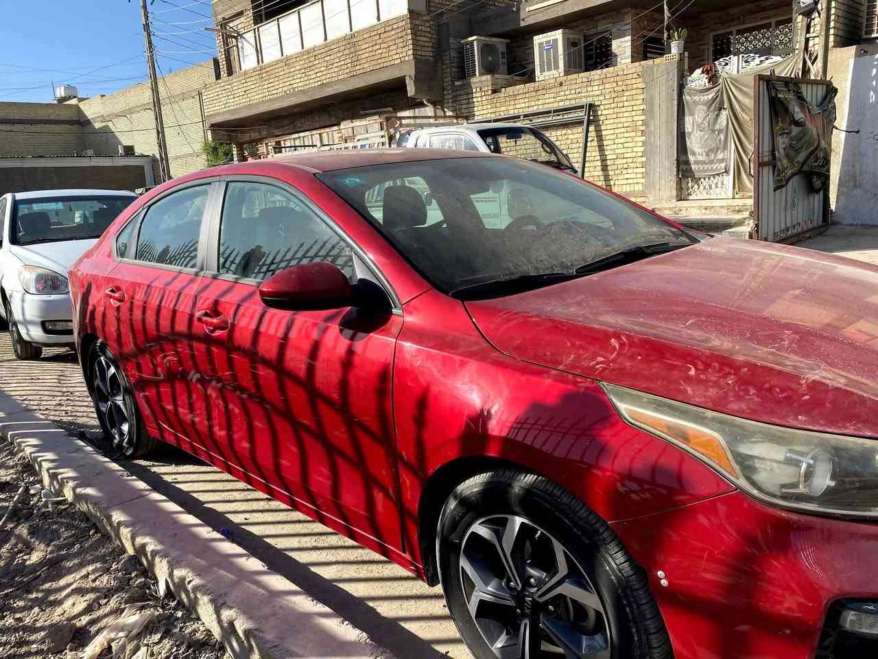 فورتي موديل 21 وارد امريكي 
كير At
نص فول 
منظومة غاز 
رقم بغداد 
للاتصال *********** وت ساب موجود 
حادثها فقط دعامية امامية وشويه من البنيد  بمريكا 
مكاني بغداد
