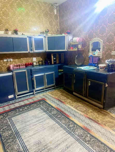 ♤ مشتمل زراعي للبيع♤🏠
السعر 24 مليون وبي مجال 
بناء حديث وشغل درجة أولى
صاله ومطبخ واستقبال وغرفه نوم 1ومجمع صحيات داخلي وخارجي 
الموقع  المحاويل  حي ابو سديره
المساحة 》👈》100متر  
واجه 》👈》5 متر 
نزال 》👈》20 متر 
عرض الشارع 》👈》8 متر مؤهل للتبليط
للاستفسار اكثر الاتصال على الارقام التاليه 📞📞

***********  - ***********

او زياره مكتب  المحامي العقاري علي راجي العلواني
