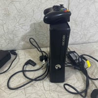 اكس بوكس 360 • عطل بالمعالج • مع ٣٥٠ لعبة