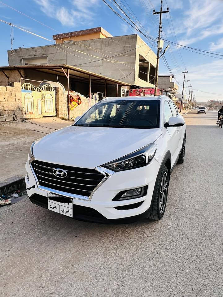 السلام عليكم هونداي توكسون خليجي موديل 2019 بدون صبغ أماكن بارد قليل واضح بل صورا ماشيه 150 كليو متر كير و مكينه بشرط كامل مواصفات ماعدا بانوراما رقم دهوك بصمه كوشن كهرباء قفل مركزي قطعتين تبريد ❄️ ليت زينون شحن لاسلكي تحديد سرعه مرايا شفط ويل 19 السعر جدا مناسب 189 مجال تلفون *********** كورك واتساب موجود عنوان دهوك
