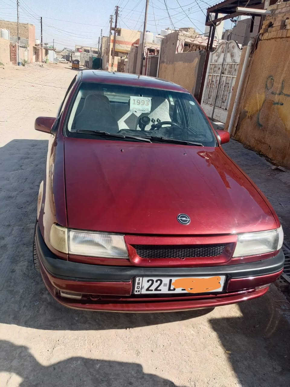 السلام عليكم ورحمة الله وبركاته
***********

موديل 1993

مكينة 1800 لا صرف ولا بخار
كير اوتماتيك

السيارة مصبوغة جمالية

السيارة كلش حلوة

مكان السيارة بغداد النهروان

اني مكلف بل النشر
