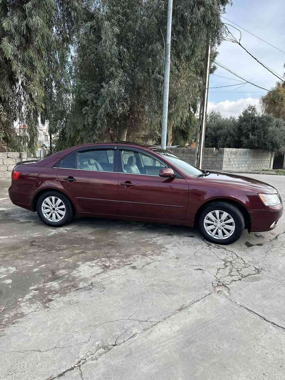 سوناتا 2009
مكينه 6 سلندر
السيارة بدون أي ضرر
ماشية 128 ميل
الطخم جديد كامل
بيها كابون بنزين
نظيفه وجاهزه
سياره فتحه كشن كهرب داخل عسلي
السعر143 
‭0770 309 8723‬ رقم
