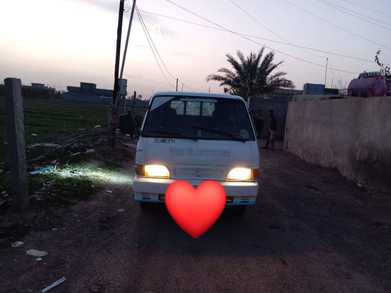 السلام عليكم 
كيا دبل قماره موديل 1996رقم انبار الماني تحويل مباشر 
مكفوله كير محرك اكسل شاصي رقم شاصي واضح مكينه مال حاويه دوشمه جديد 
السعر 48وبيها مجال قليل 
المكان التاجي مقابل سيطرة العبايجي اطراف بغداد 
***********
