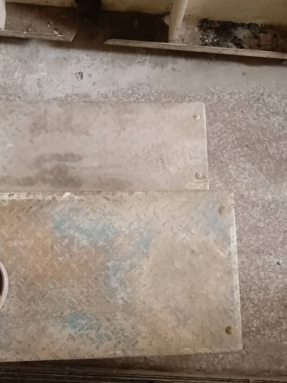 رحلة او مدرج او ستيج درجة وحدة 
نزل سعرك وتفضل خاص 
مابيع حديد كيلوات الي يحتاجه على وضعه ويخدمه يتفضل 
***********
