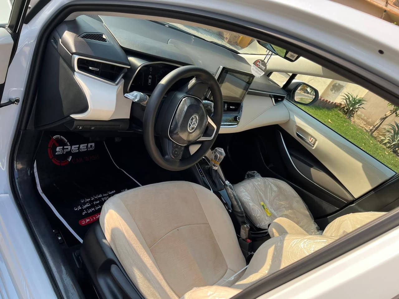 السلام عليكم  
تحية طيبة 🌹
كورلا 2024 خليجي  شهر ال (11)
بانزين اصلي 
فول مواصفات 1/1
السيارة بعدهه بضمان الشركة 
🔴(رقم سليمانية بأسمي) تحويل مباشر

🔵محرك 1800 بانزين
🔵بصمه عدد 2+ دخول ذكي
🔴 نظام الترحيب عند الاقتراب  
🔴حساس استشعار عند الاقتراب
🛑تبريد قطعتين 
🔴نظام القيادة (سبورت + عادي + ايكو)
🔵لايت زينون عالي وناصي+ بروجكتر لد زينون + لد صباحي زينون
🛑كيجات ديجتل شاشه 
🔵شاشه نفكيشن + كامره خلفيه دواره
🔴 عداد كم (9000 الف) زيروو
🔴 حساسات امامية+خلفية
🔵مانع نزلاق
🛑ايرباك عدد 4
🔴 شحن USP+ واير لس
🛑تبريد بيانو شاشه 
🔵اشاير مري 
🛑مري شفط 
🛑شباك كروم خليه 
🔴جنطة بصمة
🔵ويل كب حجم 16 عدد5
🛑حساس اطار + حساس لايت عالي وناصي اوتو + حساس مطر 
🔵تحكم سترين كامل 
سيارة جديدة ع وضع الشركة مكفولة
وين متحب تفحص حاضر
🔴 العنوان بغداد .المنصور
🔴السعر  197 $💵 مجال بسيط
للاستفسار ***********
