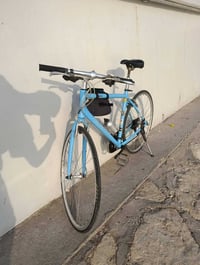 بايسكل جاينت ترحال لل بيع نضام تنقل الخلفي من سرام x3  ثامن سرع المامي...