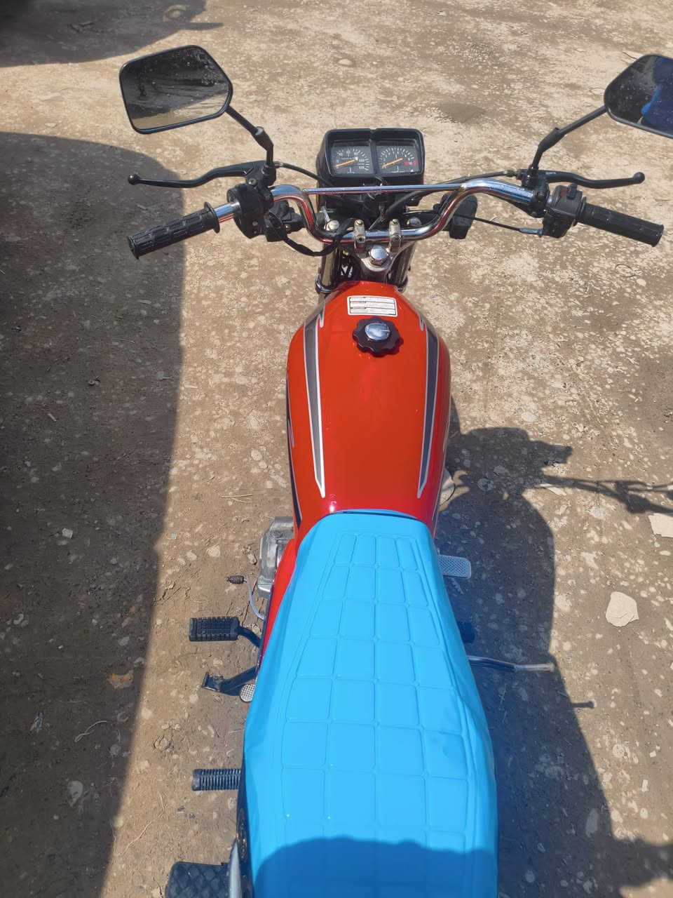 دراجه للبيع موديل 2017 امجفت جديد كله شغال السعر 325 اوبي مجال  المكان سامراء رقم الهاتف ***********
