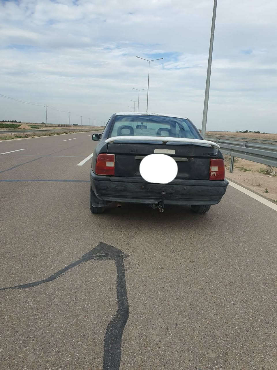 سلام عليكم سياره البيع 
ابول فكتره موديل 92 
سياره نضيفه حلوه كهربايات كله شغاله 
محرك وكير و مكفولات مكان كربلاء 
*********** السعر مناسب وشرط تحويل سياره مال جناي
