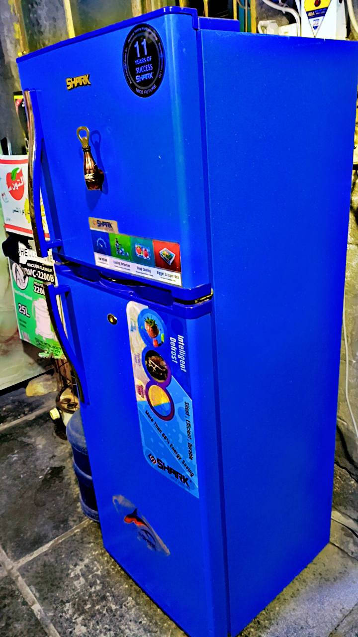 ثلاجه ١٤ قدم نظافه فول للبيع بسعر مناسب ديوانيه مركز 
***********
