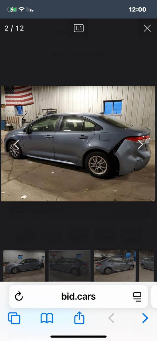 كورلا هايبرد موديل 2022
محرك 1800 المرغوب  
وارد أمريكي 🇺🇸 ياباني 
سياره عليها عنايه 
وتبديل دهن فقط Amsoil
امزويل 
تخم تاير جديد  
سيارة متصرف عليها دينار واحد 
حادثها بقبق الجنطة  بدون صبغ 
إرباك فقط برده بجم  كبس 
رقم بغداد باسمي مواصفات LE محسن 
مواصفات
 🔴بصمه 
⚪️بجم لد زنون SE بلادي 
🟠عداد ديجيتال يتحول مايل وكيلو متر  ماشية 90 الف
🔵تحديد مسار 
⚫️قيادة ذاتيه 
🟢رادار امامي
⚪️توقف ذاتي 
🟤سايد بريك بصمه auto hold 
🔵مخرجType_C_
🔴تحكم ستيرن جهتين   
🟤شاشة   Drive Mode    
🟡أريل + نفكيشن  كامره خلفية 🎥 
🟢حساس حماية الأطفال والركاب من انحصار الأصابع أو الرقبة
 
صور الحادث مرفقه مع صور 
***********
السعر مناسب اتصل وتدلل بغداد, العراق
