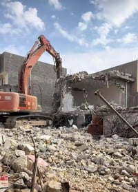 لتفليش الدور القديمه والمحلات ورفع الانقاض بمواده مااخذ فلوس باحدث الا...