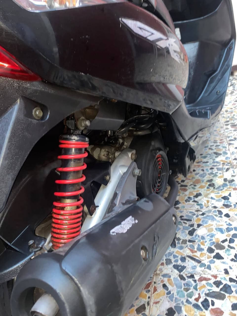 سلام عليكم
دراجه GTR (ثعلب ) 

دراجه كفاله عام 
(شاصي )
(ضفيره )
(مكينه)

دراجه شهرين شهرين و١٥يوم نازله حاويه 

درجه خير من الله 
الي ياخذه ما يتعب بيه 
بس دهن و بانزين 

السعر (٩٠٠)

***********

بغداد (حي كوفه )
قرب حي اور )
