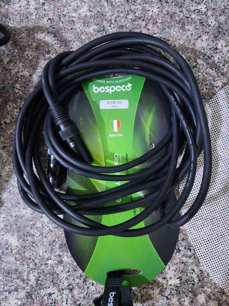 واير اشاره xlr شركه بيسبيكو ايطالي مستخدم  مفيش بلاد
15 م 
10 م 
5 م 
للتواصل خاص


**إذا كنت صاحب هذا الإعلان وتريد حذفه لأي سبب، رجاءا أرسل رسالة إلى الدعم الفني**