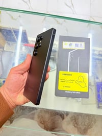 سامسونج اس ٢٥ الترا • ٢٥٦ • مستخدم يوم واحد