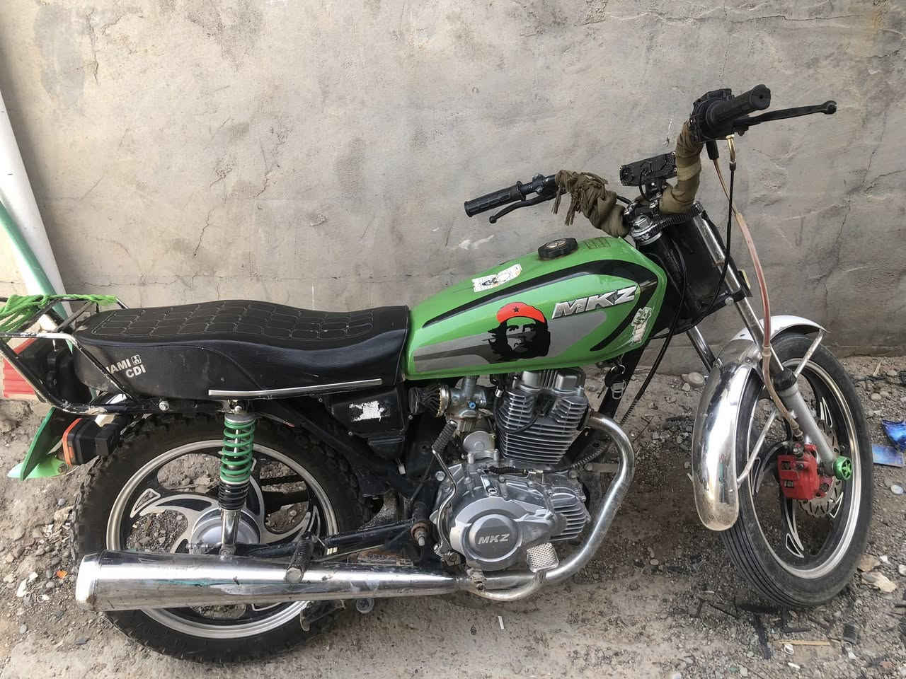 سلام عليكم دراجه200MKZموديل 25اوراق مابي اي نقص سعر 700بي مجال مكان خانقين رقم ***********
