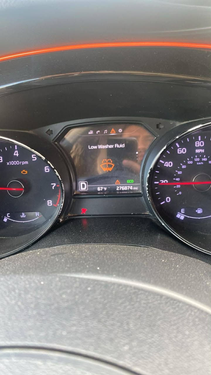 السلام عليكم
كيا سيدونا موديل ١٥ للبيع الضرر خلفي صندوق وجاملغ ايمن وايسر والبوب لسلايت مجرد توحيد لون فول مواصفات بدون فتحه داخل بيجي السياره كلش نظيفه وجاهزه من كلشي 
السعر ١٦٥ وبيها مجال شي بسيط مكانه الأنبار القائم أو اربيل. الاستفسار الاتصال على الرقم التالي ‏‪‏‪***********‬‏
