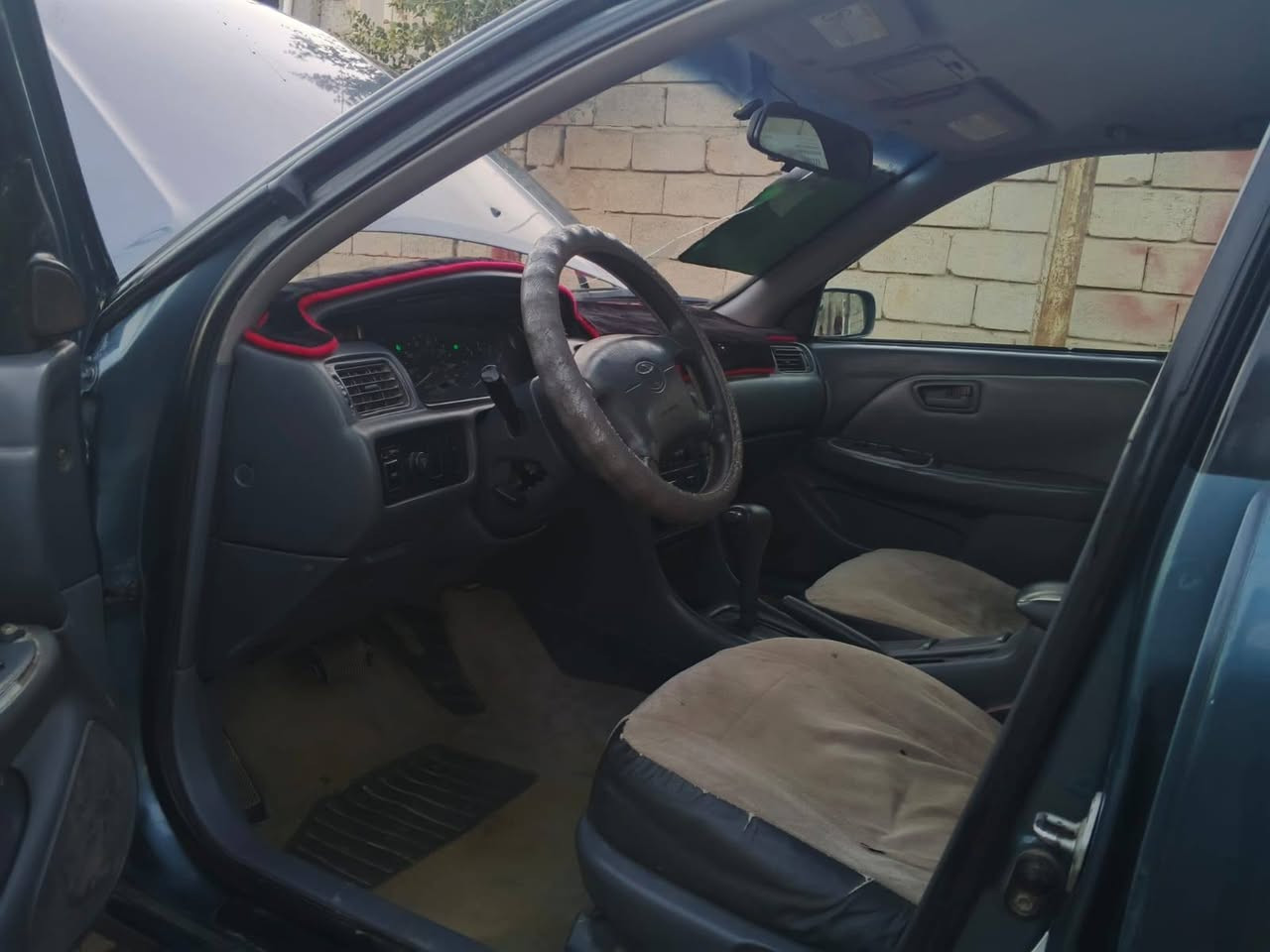 السلام عليكم كامري للبيع موديل ٢٠٠٠ محرك ٦ سلندر سياره مصبوغه عام جماليه مكفوله كير ومحرك شرط تبريد شغال رقم بغداد أنكليزي بسمي السعر ٧٥ الرقم ***********
