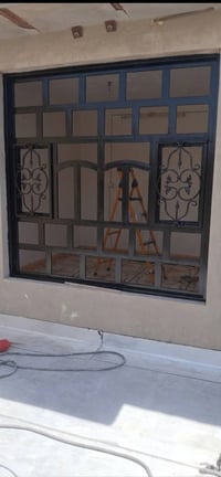 صبغ شبابيك • صبغ ابواب • دهان شبابيك • دهان ابواب • خدمات صبغ • صباغ •...